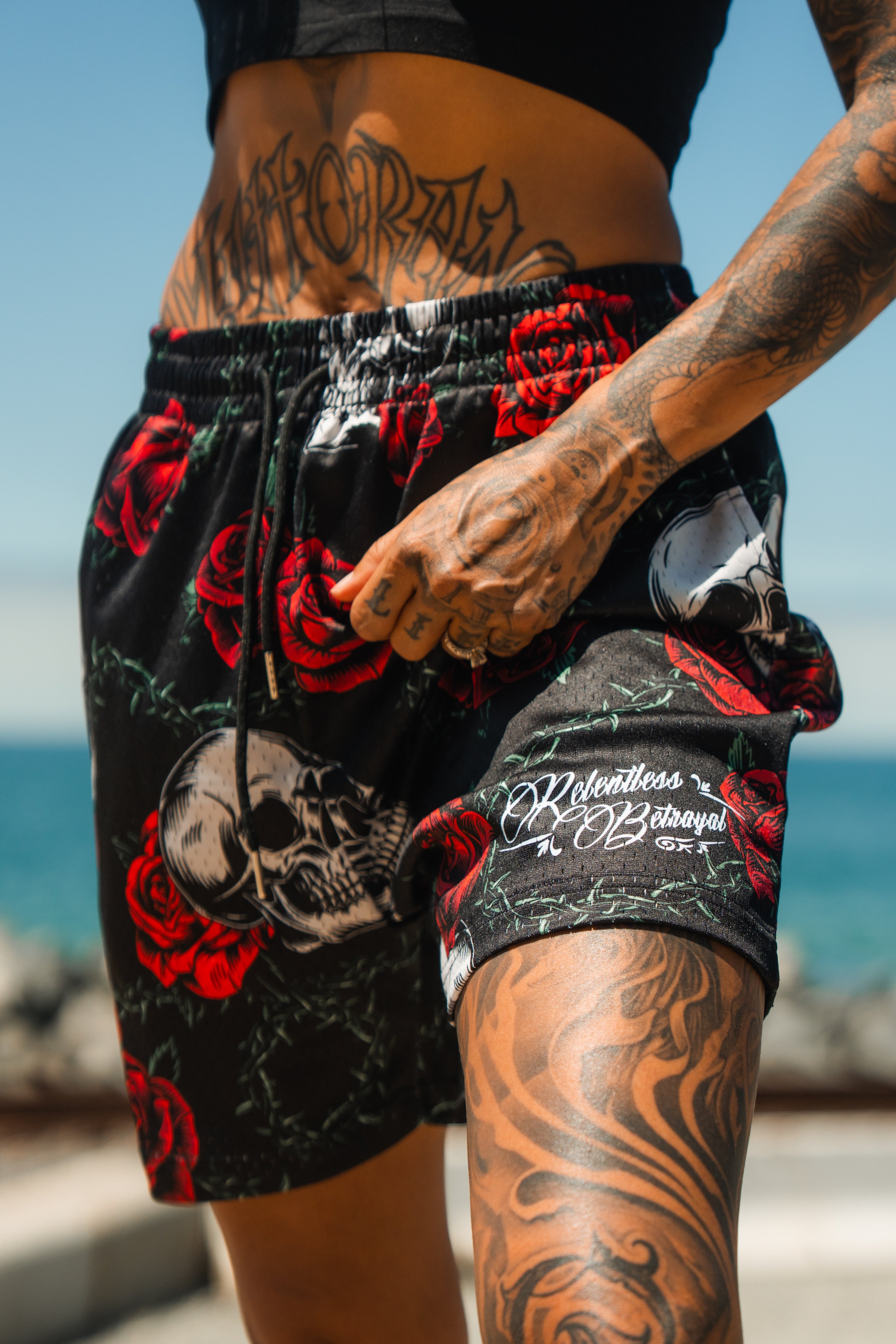 Premium Mesh Shorts | 5"- Thorn Amongst Roses