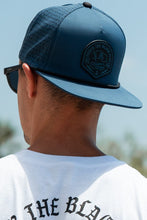Charger l'image dans la galerie, Couler ou nager BLACKOUT Snapback