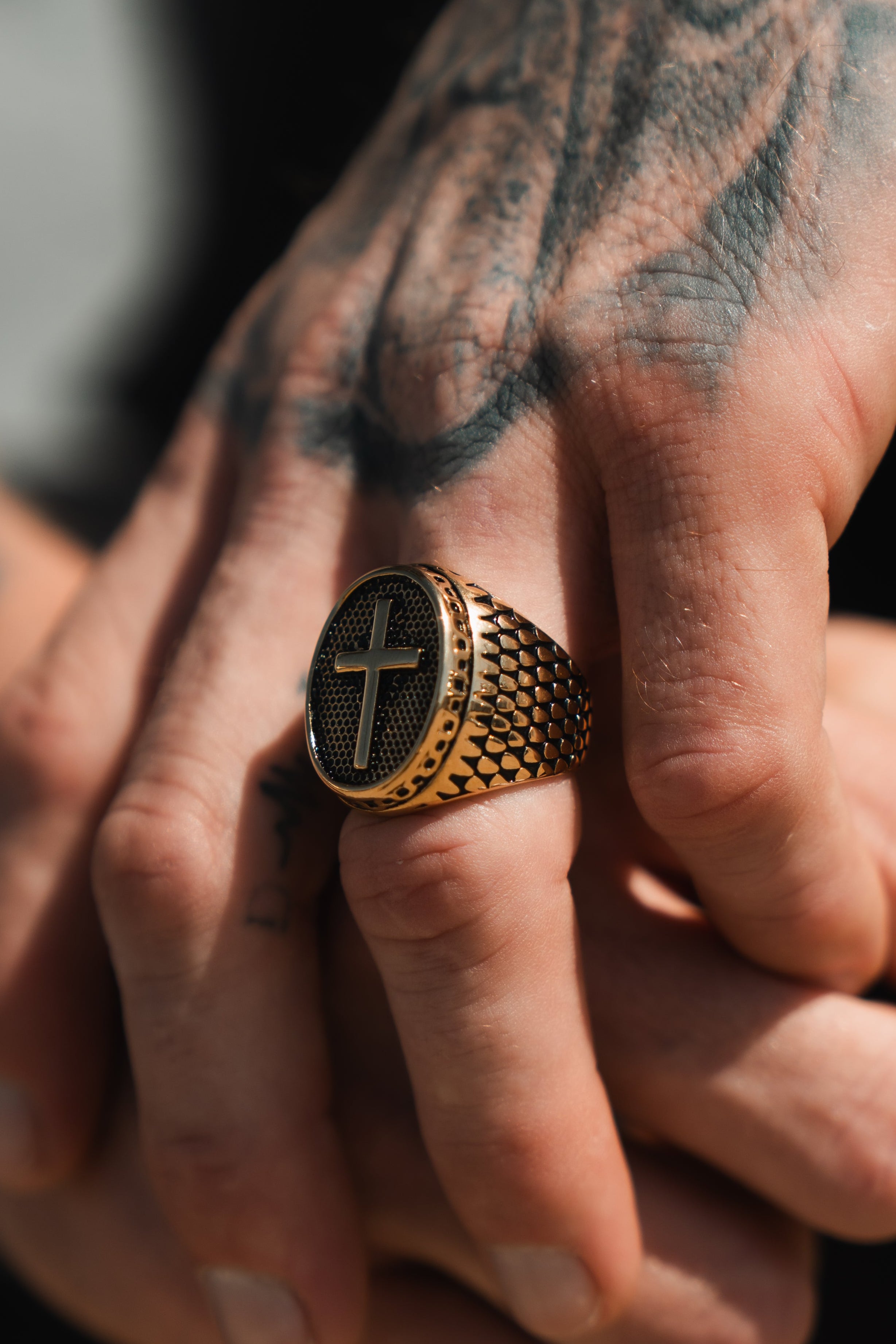 Risen Savior Ring- Gold