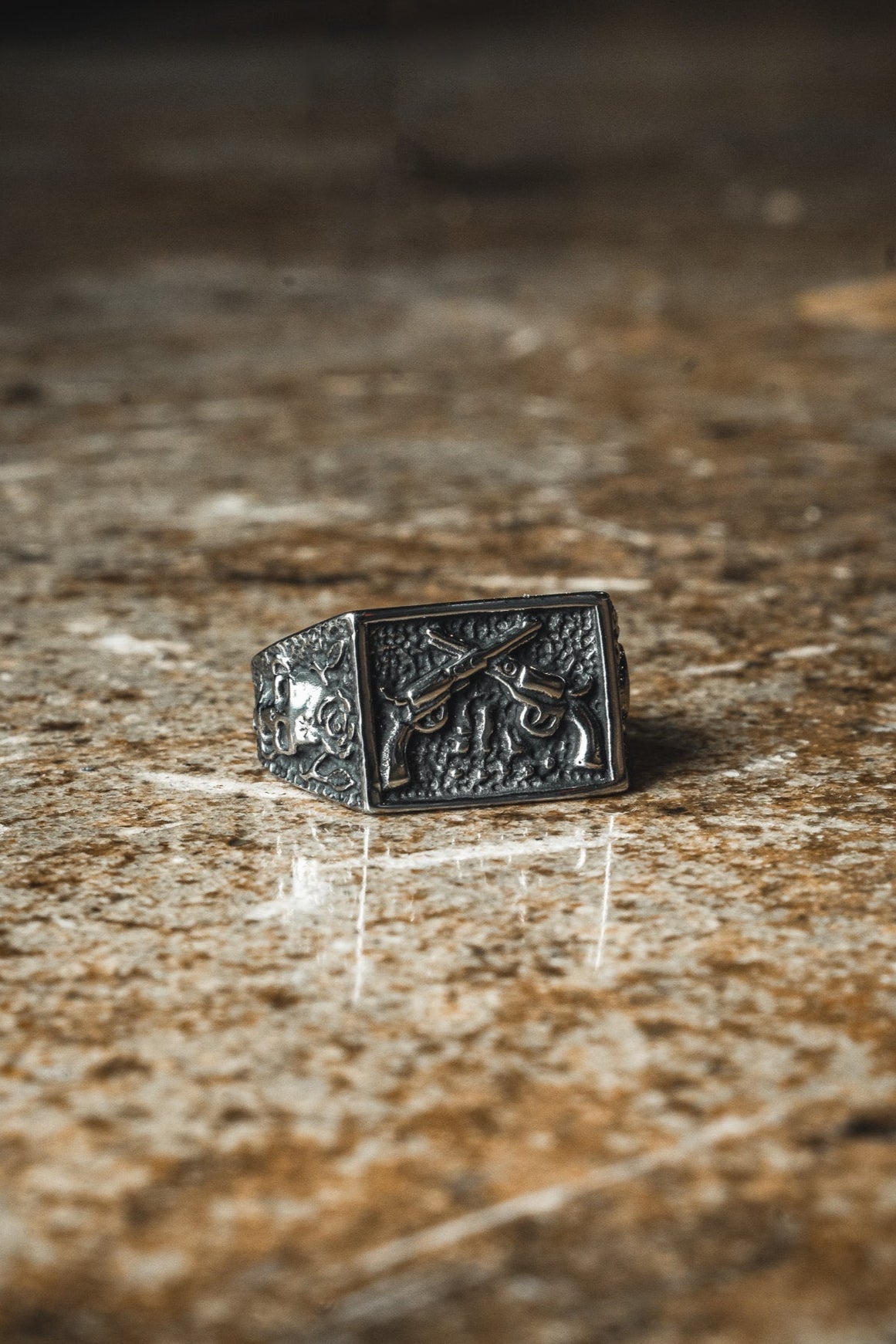 Dead or Alive Ring