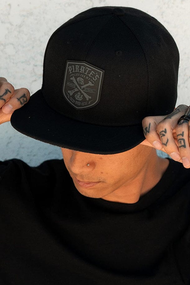 Perdu en mer BLACKOUT Snapback