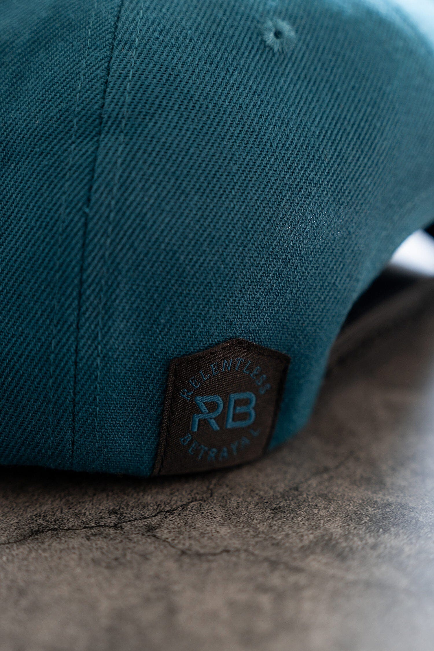 Perdu en mer BLACKOUT Snapback