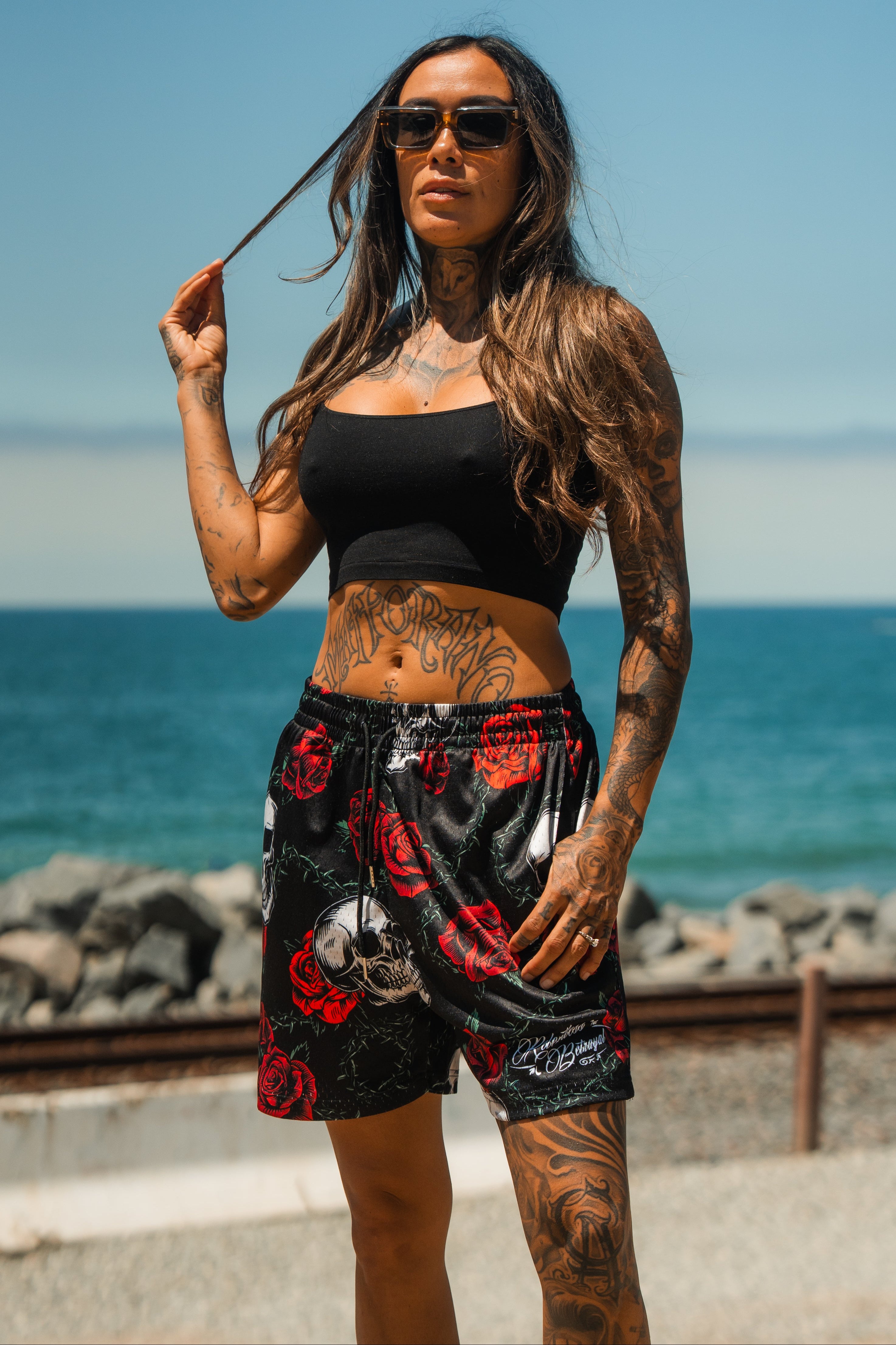 Premium Mesh Shorts | 5"- Thorn Amongst Roses