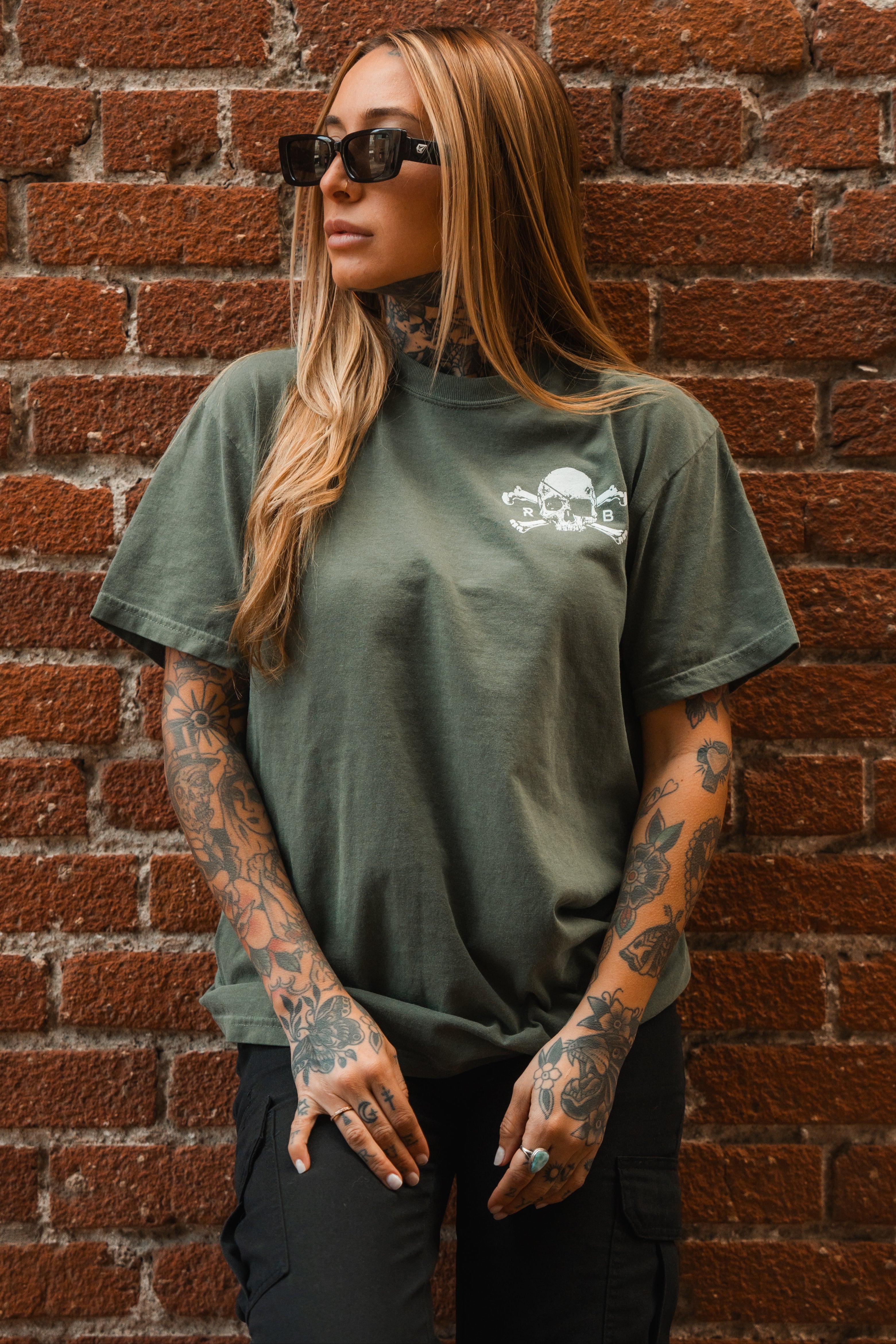 Tell No Tales Premium Moss T-Shirt