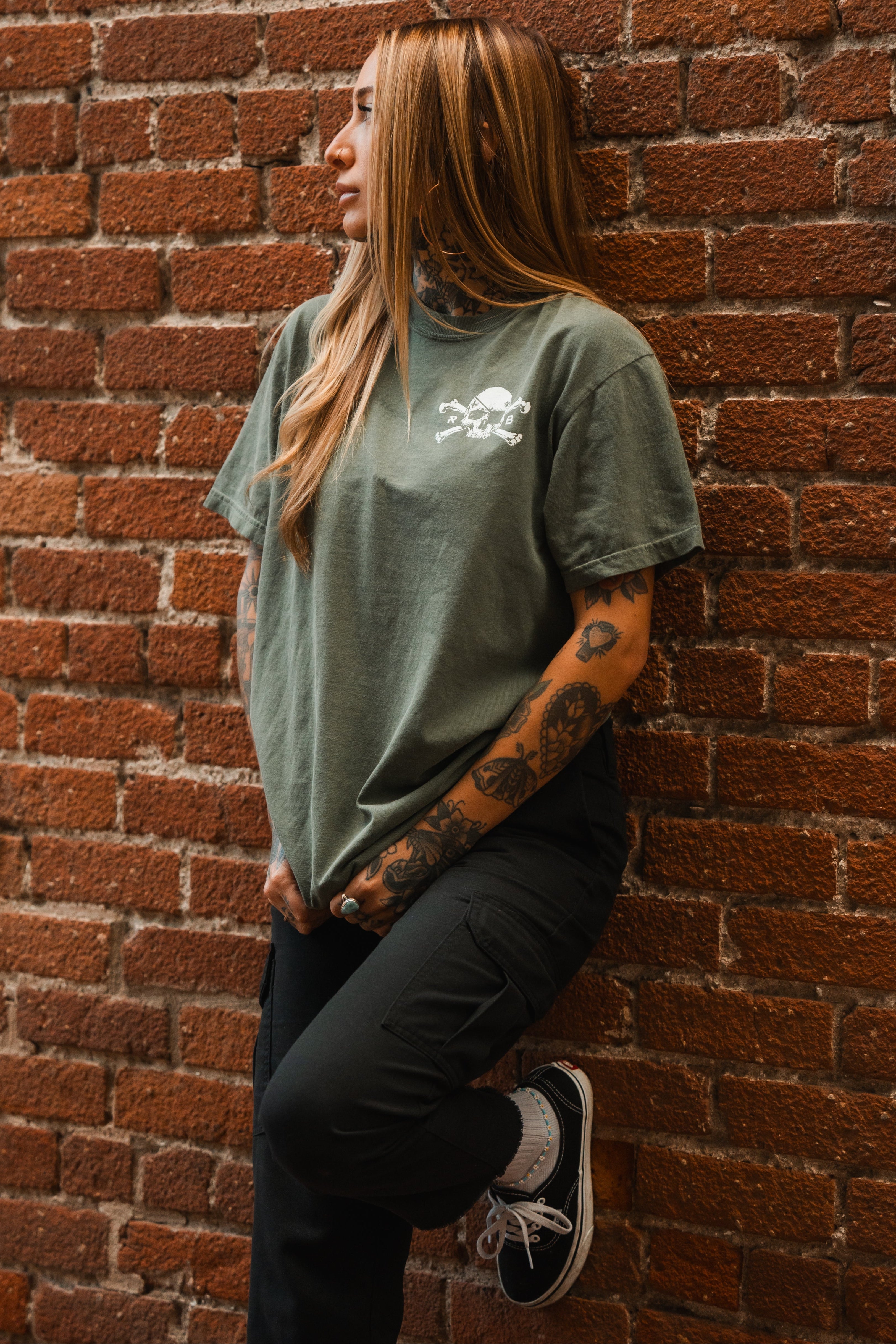 Tell No Tales Premium Moss T-Shirt