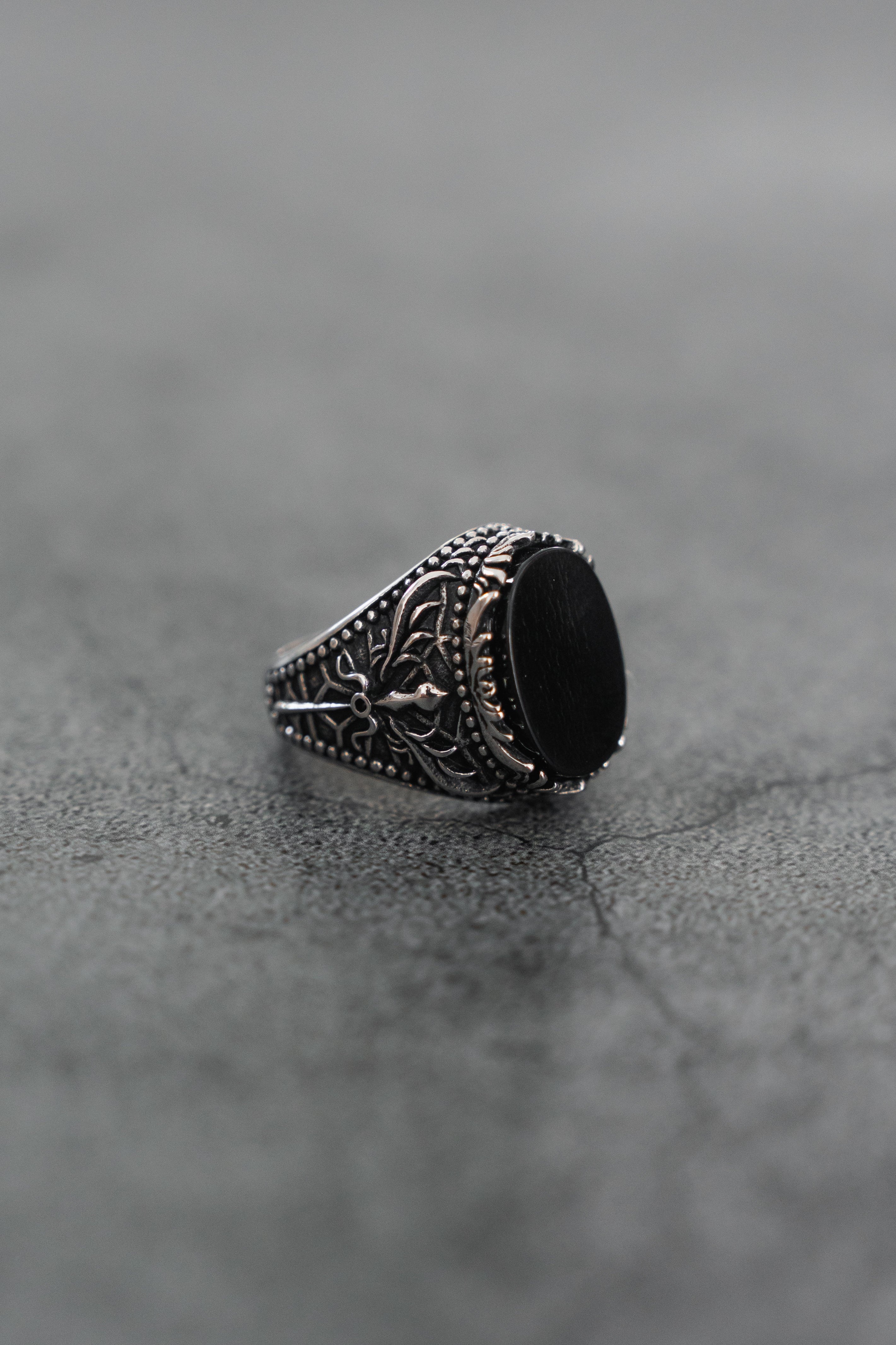 Royal Darkness Ring