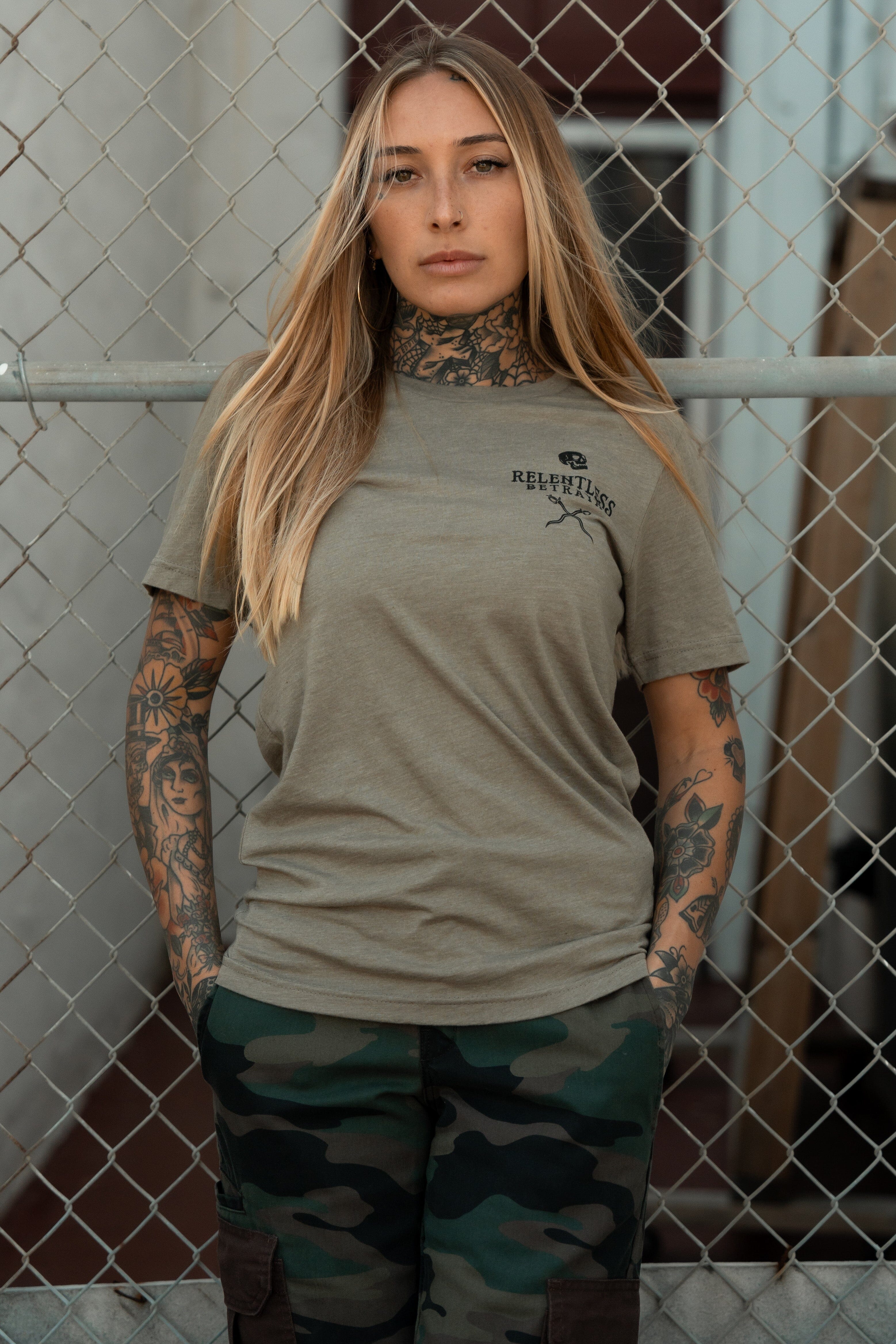 Loose Lips Sink Ships Army T-Shirt