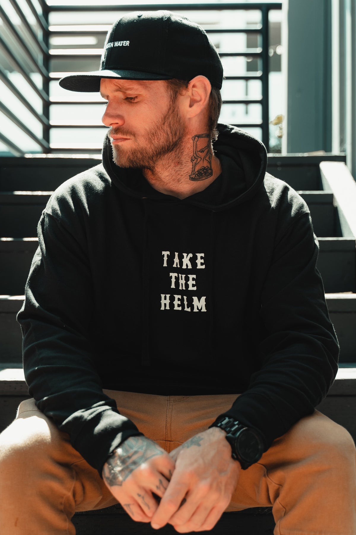 Take The Helm 黑色连帽衫