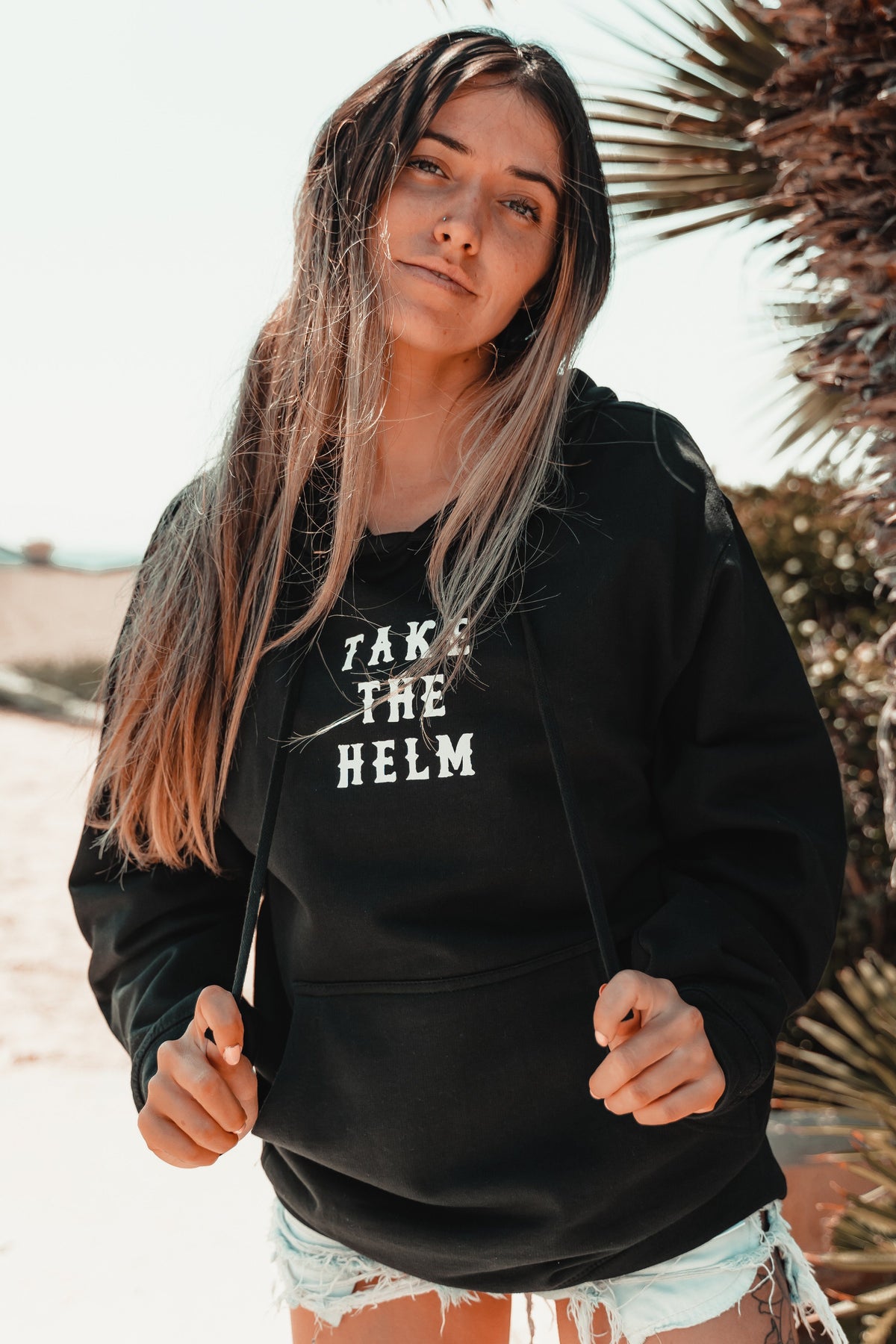 Take The Helm 黑色连帽衫